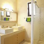 فيلة Great غينادي